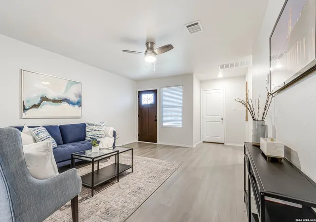 5th image of 10410 Mcclintock Dr, Converse, TX 78109 | MLS# 1955552