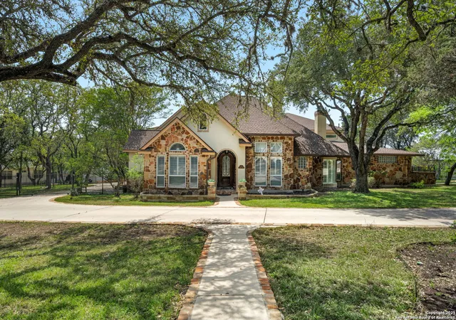 Photo 2 of Sale Pending at 20725 Wahl, San Antonio, TX 78266 | MLS# 1955625 | Listing updated on 2026-04-16
