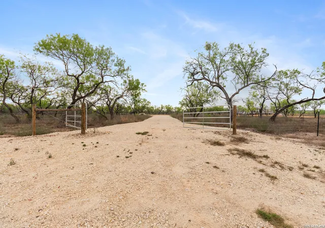 Photo 1 of Land for sale at 2161 County Road 124, Floresville, TX 78114 | MLS# 1955631 | Listing updated on 2026-09-08