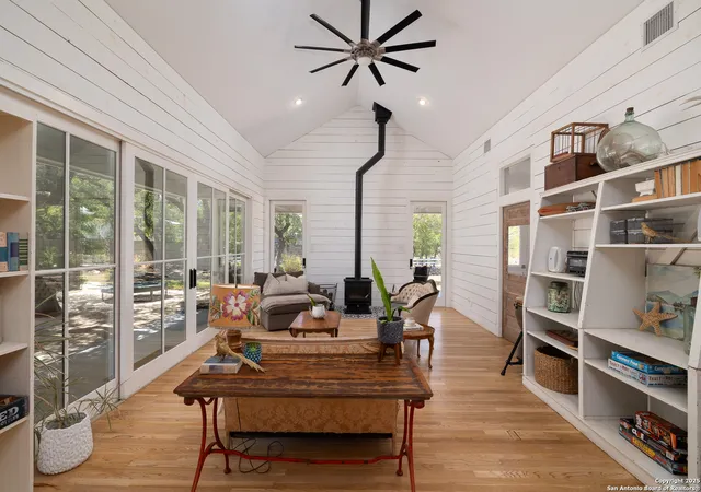 Photo 3 of Sale Pending at 125 El Cerrito, Hollywood Park, TX 78232 | MLS# 1955640 | Listing updated on 2026-08-09