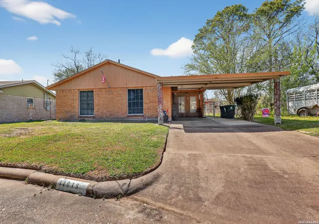 1st image of 11018 Long Gate, Houston, TX 77047 | MLS# 1955645