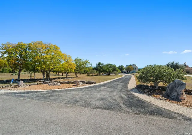 4th image of 185 Shimmering Shore, Spring Branch, TX 78070 | MLS# 1955658