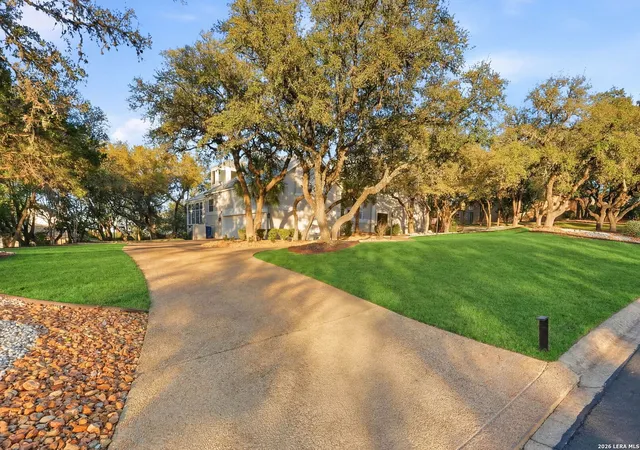 Photo 4 of Single family home for sale at 30 Devon Wood, San Antonio, TX 78257 | MLS# 1955664 | Listing updated on 2026-04-18