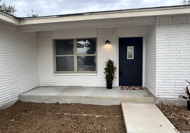 4th image of 112 Seidel, Marion, TX 78124 | MLS# 1955679