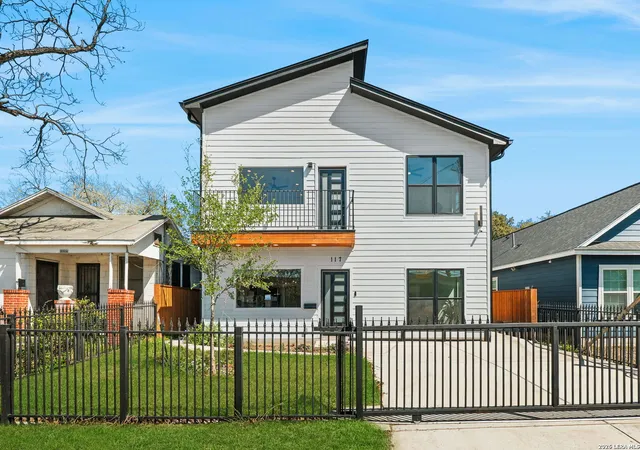 2nd image of 117 Carle, San Antonio, TX 78204 | MLS# 1955715