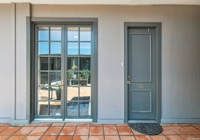 3rd image of 7711 Broadway #20B, San Antonio, TX 78209 | MLS# 1955753