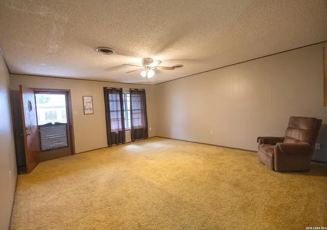 4th image of 105 S Sayers, Devine, TX 78016 | MLS# 1955769