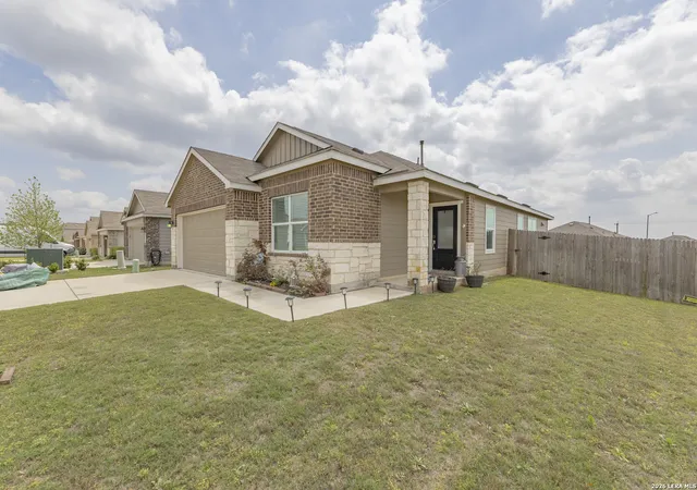 Photo 2 of Single family home for sale at 5793 Companion, Bulverde, TX 78163 | MLS# 1955907 | Listing updated on 2026-10-02