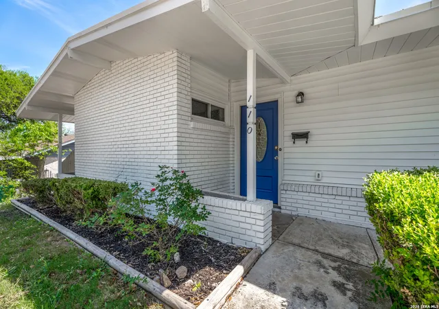 1st image of 110 Meadowood Lane, San Antonio, TX 78216 | MLS# 1955956