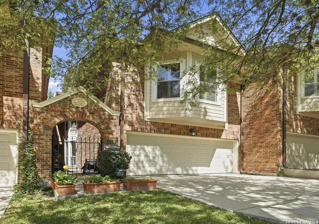 Homes for sale in Alamo Heights, TX | 145 Elizabeth, Alamo Heights, TX 78209 | MLS# 1955986