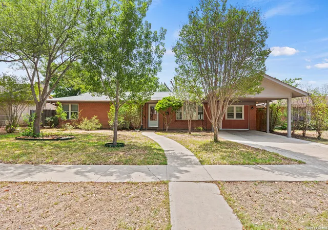 1st image of 134 Millwood Ln, San Antonio, TX 78216 | MLS# 1956015
