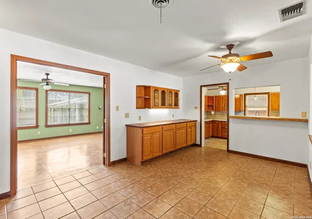 5th image of 134 Millwood Ln, San Antonio, TX 78216 | MLS# 1956015