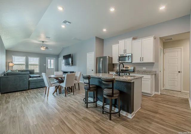 Photo 4 of Single family home for sale at 519 Indian Blossom, San Antonio, TX 78219 | MLS# 1956154 | Listing updated on 2026-04-19