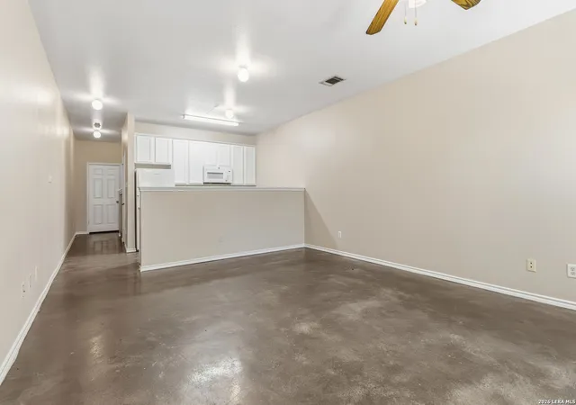 Photo 4 of House for sale at 10718 Mathom Landing, Universal City, TX 78148 | MLS# 1956190 | Listing updated on 2026-04-19