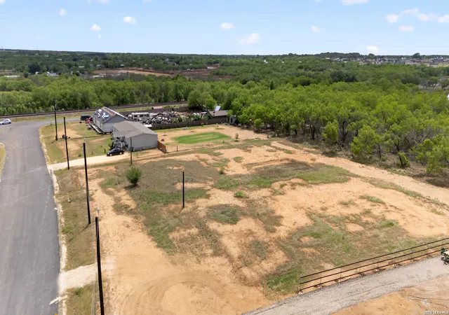 Photo 4 of Land for sale at 16131 Vaquero Dr, Atascosa, TX 78002 | MLS# 1956199 | Listing updated on 2026-06-20