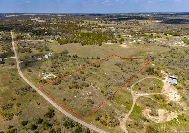 Homes for sale in Harper, TX | 444 Mosel Rd, Harper, TX 78631 | MLS# 1956228