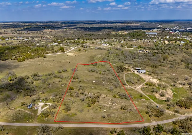 Homes for sale in Harper, TX | 444 Mosel Rd, Harper, TX 78631 | MLS# 1956228