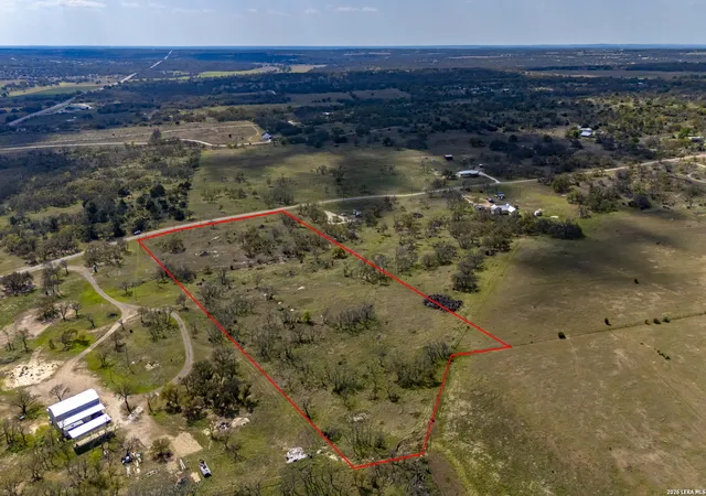 Homes for sale in Harper, TX | 444 Mosel Rd, Harper, TX 78631 | MLS# 1956228