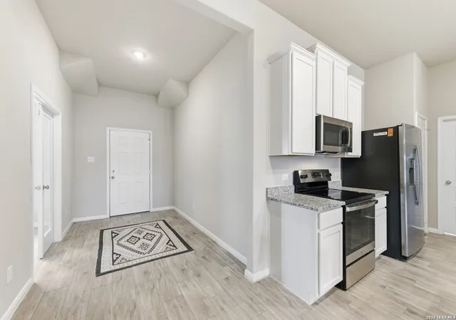 4th image of 829 Stonemanor Bay, Seguin, TX 78155 | MLS# 1956273