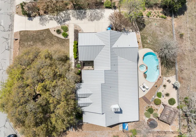 Photo 3 of Sale Pending at 108 Jackrabbit Cir, Boerne, TX 78006 | MLS# 1956280 | Listing updated on 2026-04-22