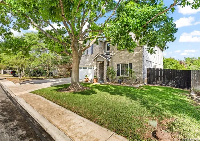 Photo 3 of Sale Pending at 12470 Cedar Trl, Helotes, TX 78023 | MLS# 1956300 | Listing updated on 2026-05-01