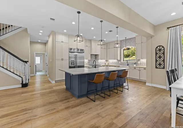 Photo 4 of Sale Pending at 1938 Far Niente, San Antonio, TX 78258 | MLS# 1956303 | Listing updated on 2026-04-20