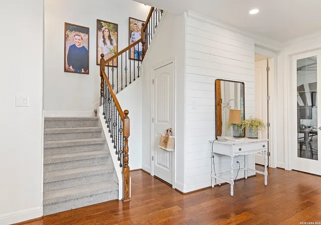 Photo 4 of Sale Pending at 8039 Cibolo Vly, Fair Oaks Ranch, TX 78015 | MLS# 1956312 | Listing updated on 2026-04-29