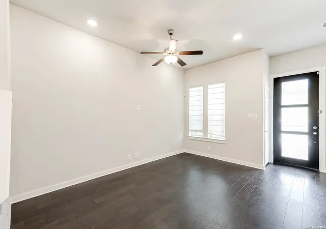 4th image of 211 E Courtland, San Antonio, TX 78212 | MLS# 1956314
