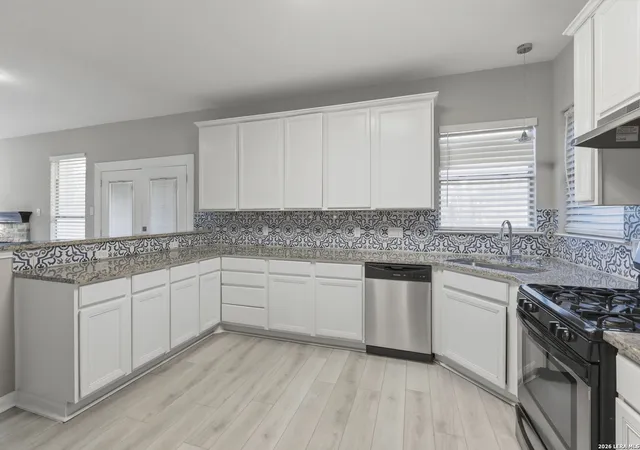 3rd image of 6706 Carisbrooke Ln, Austin, TX 78754 | MLS# 1956319