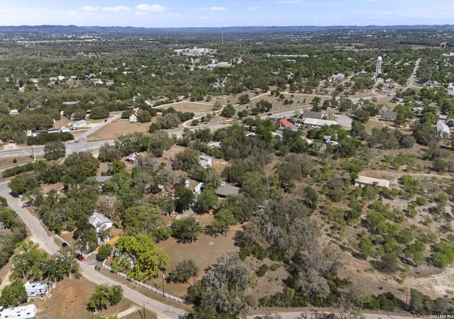 47th image of 390 Galveston St, Bandera, TX 78003 | MLS# 1956336