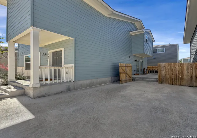Photo 4 of Single family home for sale at 2045 Silver Oaks, San Antonio, TX 78213 | MLS# 1956347 | Listing updated on 2026-09-13