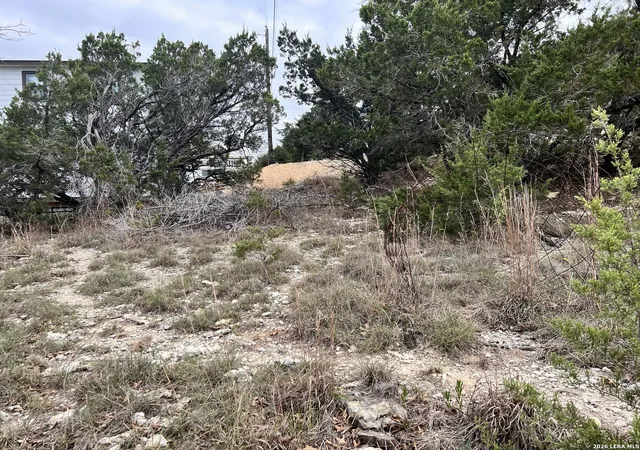 Photo 1 of Sale Pending at 507 Lexington Pass, Canyon Lake, TX 78133 | MLS# 1956351 | Listing updated on 2026-04-14