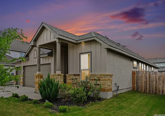 3rd image of 3739 Canby Oak Bluff, Seguin, TX 78155 | MLS# 1956373