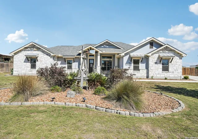 Photo 1 of Sale Pending at 121 Westfield Lndg, La Vernia, TX 78121 | MLS# 1956407 | Listing updated on 2026-09-20