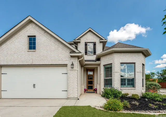 Photo 3 of Sale Pending at 639 Bindseil, Schertz, TX 78154 | MLS# 1956464 | Listing updated on 2026-05-13