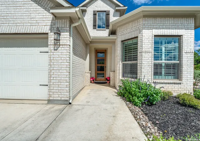Photo 4 of Sale Pending at 639 Bindseil, Schertz, TX 78154 | MLS# 1956464 | Listing updated on 2026-05-13