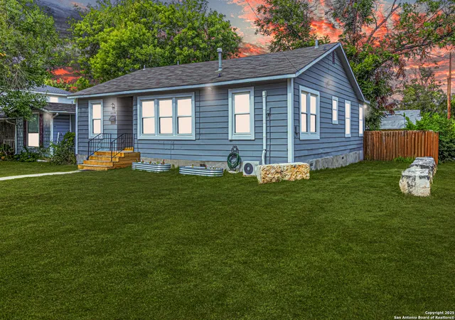 1st image of 1703 Texas Ave, San Antonio, TX 78201 | MLS# 1956493