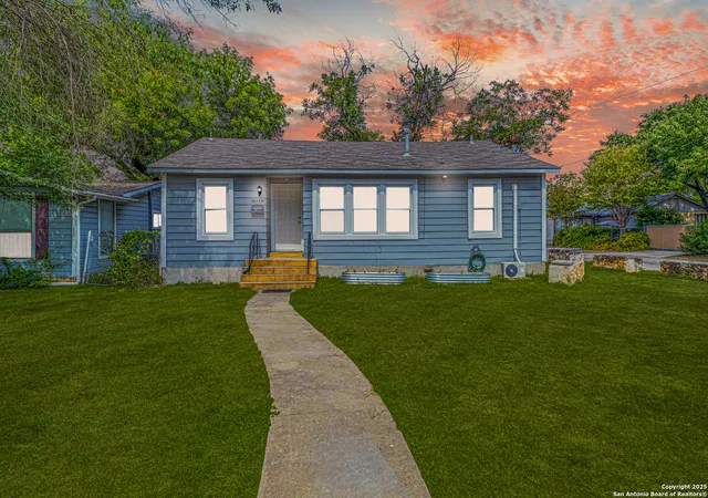 2nd image of 1703 Texas Ave, San Antonio, TX 78201 | MLS# 1956493