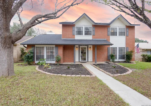 2nd image of 13718 Pebble Point Dr, San Antonio, TX 78231 | MLS# 1956536