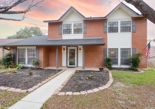 3rd image of 13718 Pebble Point Dr, San Antonio, TX 78231 | MLS# 1956536