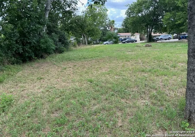 Photo 4 of Land for sale at 1610 Donaldson Ave, San Antonio, TX 78228 | MLS# 1956545 | Listing updated on 2026-04-20