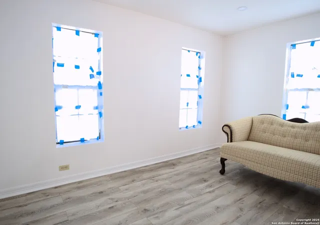Photo 4 of Single family home for sale at 918 E Ashley, San Antonio, TX 78221 | MLS# 1956547 | Listing updated on 2026-04-20