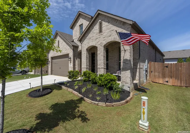 Photo 4 of Single family home for sale at 1629 Craftsman, New Braunfels, TX 78132 | MLS# 1956549 | Listing updated on 2026-05-29