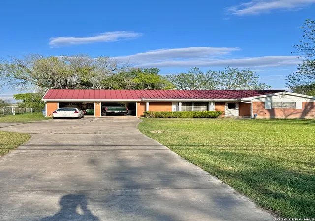 2nd image of 8798 Abe Lincoln, San Antonio, TX 78240 | MLS# 1956598