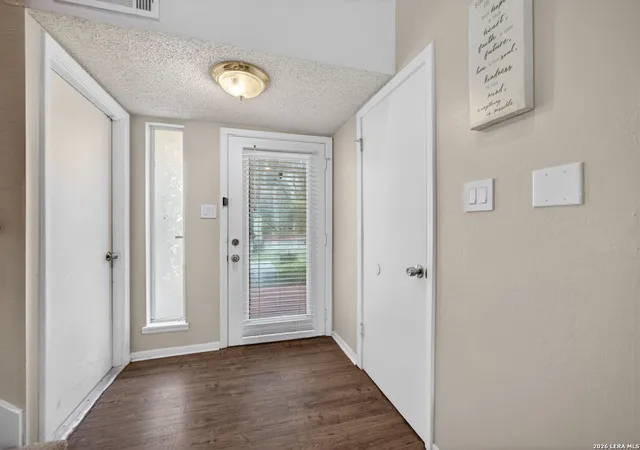 3rd image of 8517 Echo Creek Lane, San Antonio, TX 78240 | MLS# 1956627