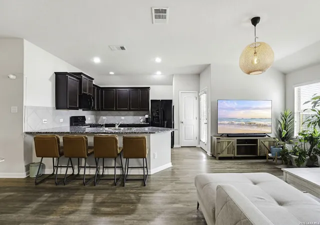 4th image of 2594 Mccrae, New Braunfels, TX 78130 | MLS# 1956629