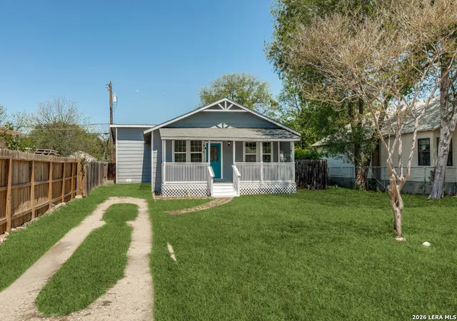Photo 2 of Single family home for sale at 915 W Rosewood, San Antonio, TX 78201 | MLS# 1956653 | Listing updated on 2026-05-18
