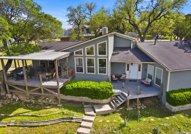 Photo 1 of Single family home for sale at 1518 Lakeside, Canyon Lake, TX 78133 | MLS# 1956712 | Listing updated on 2026-04-20