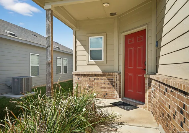 4th image of 14643 Hackamore, Elmendorf, TX 78112 | MLS# 1956716