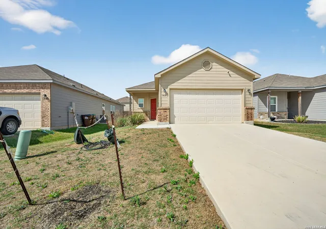 1st image of 14643 Hackamore, Elmendorf, TX 78112 | MLS# 1956716